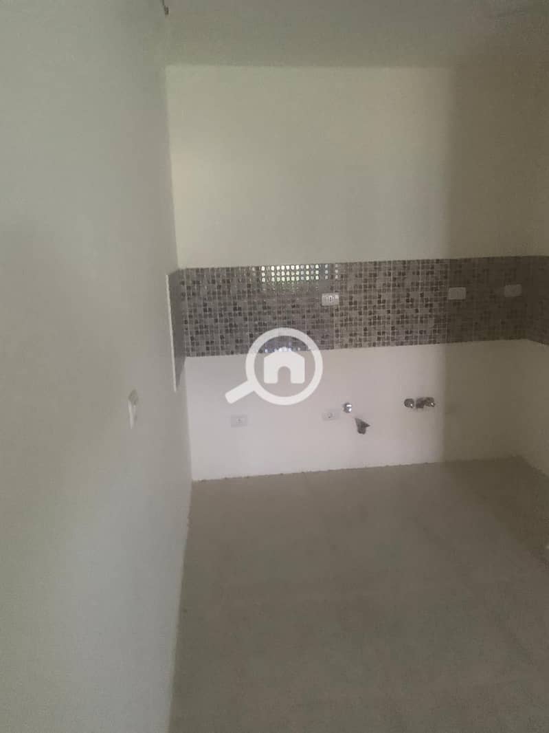 16 8e27e6a5-ffd4-47fc-bb09-2015cc0b8362. jpg