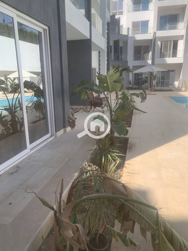 10 30ec655f-f70b-4125-a73c-4fdeb50cf0dc. jpg