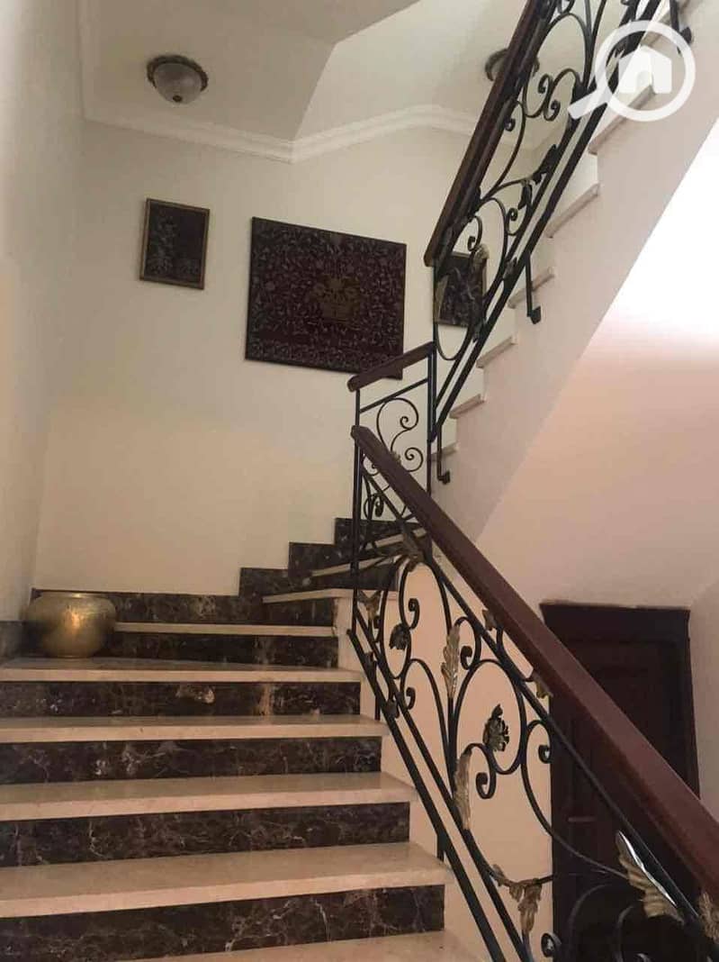 14 95dd1cec-3860-40d4-b3ce-a31940026087. jpg