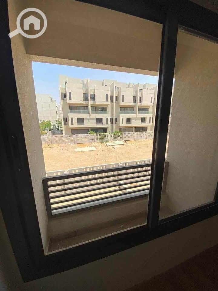 6 503445682_713543048274020_5381456774965307375_n. jpg