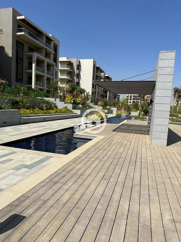 9 baf42cce-5ac4-4e8d-8f2f-e0b56f874f72. jpg