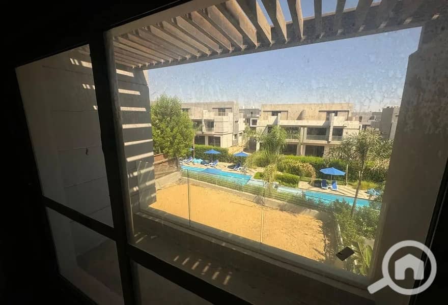 6 7629021-7c85bo. jpg