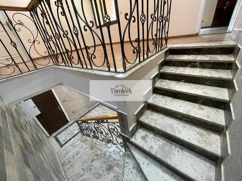 5 f1843dbf-e2d4-4400-afbd-7208911342bf. jpg