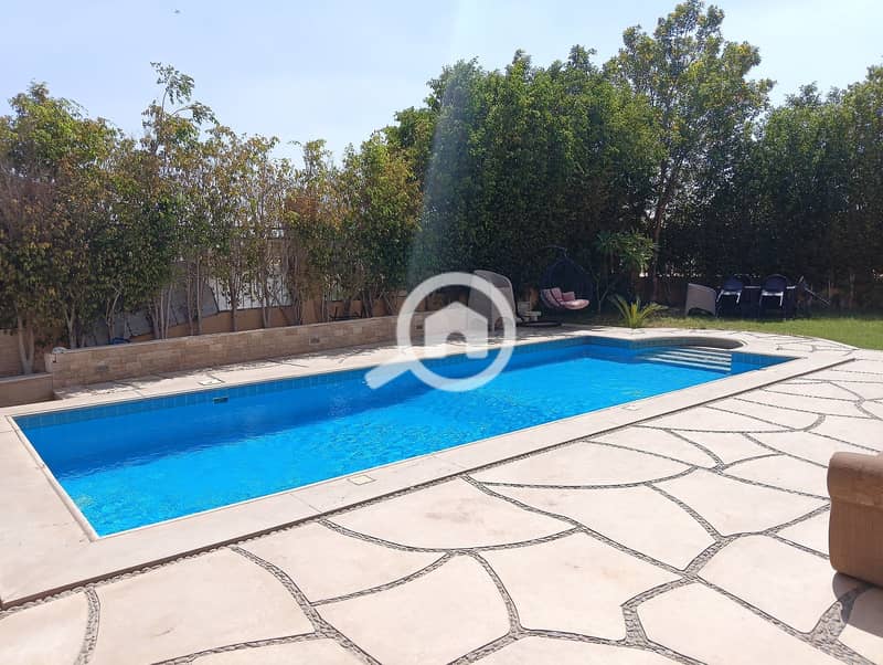 3 540757596_10161380343106437_2547269603653676050_n. jpg