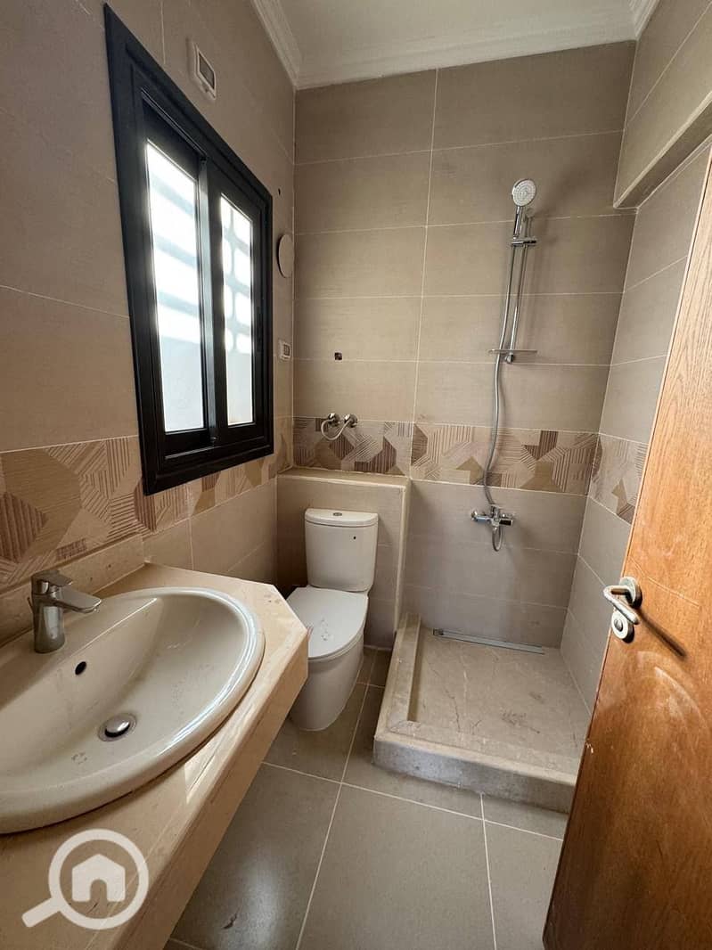 8 532293510_1477140220029955_2933616156398229361_n. jpg