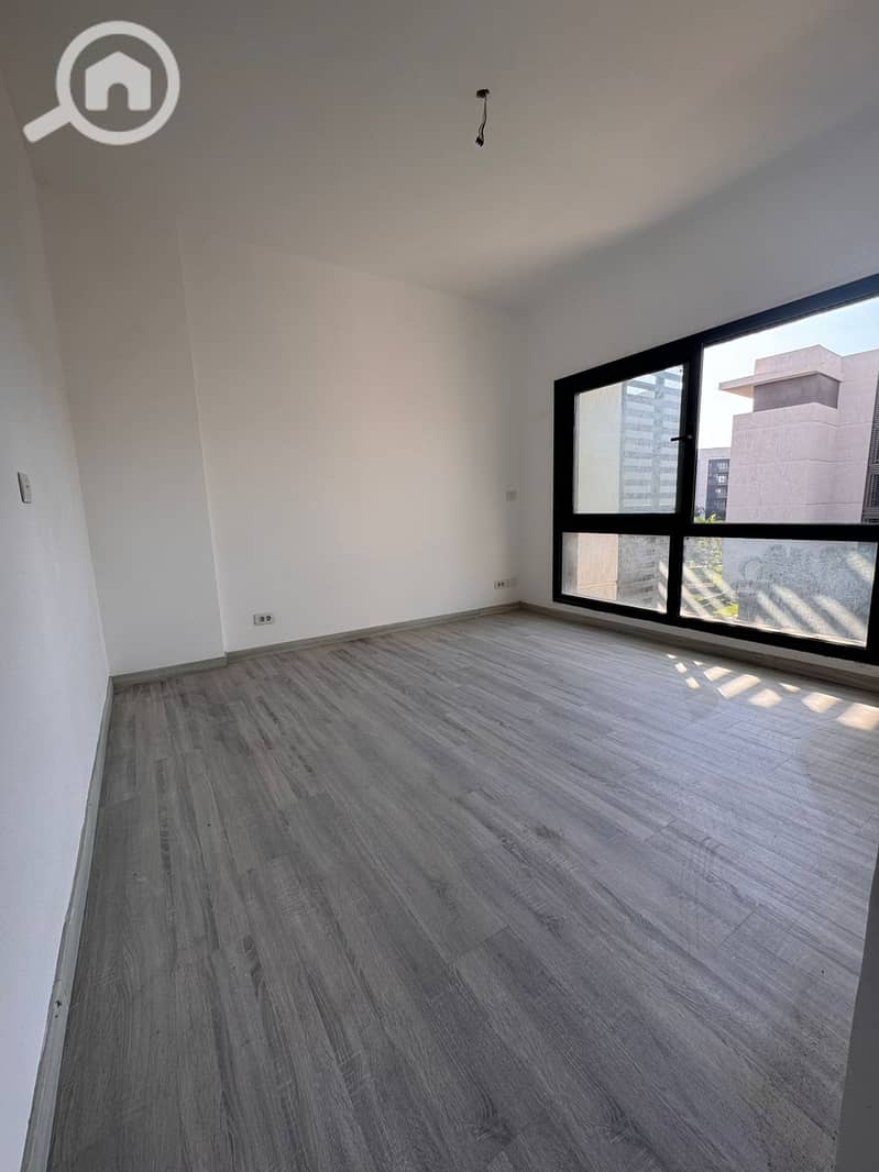 3 aec65465-1f27-4088-ae5c-1a0b45c02132. jpg