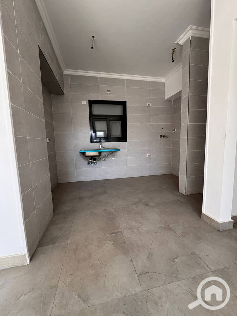 5 5b025ce1-263b-4c98-b517-0a74c504900a. jpg