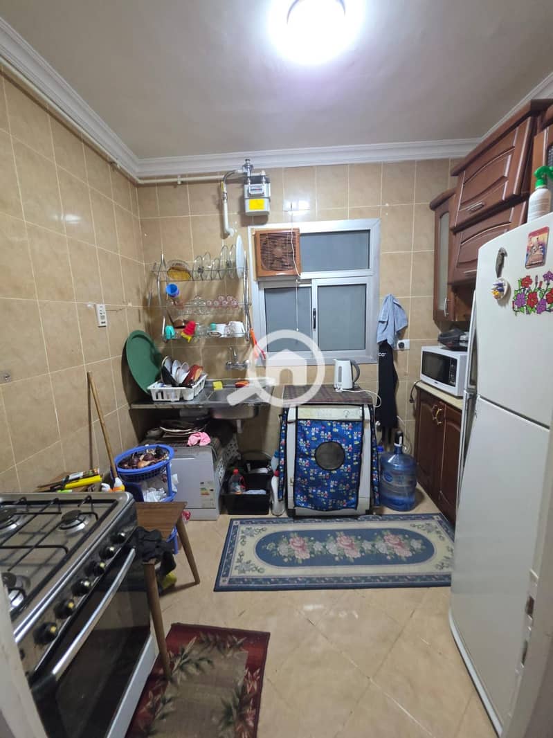 12 68acef79-5854-4b69-8e28-cb4a6d9c6d39. jpg