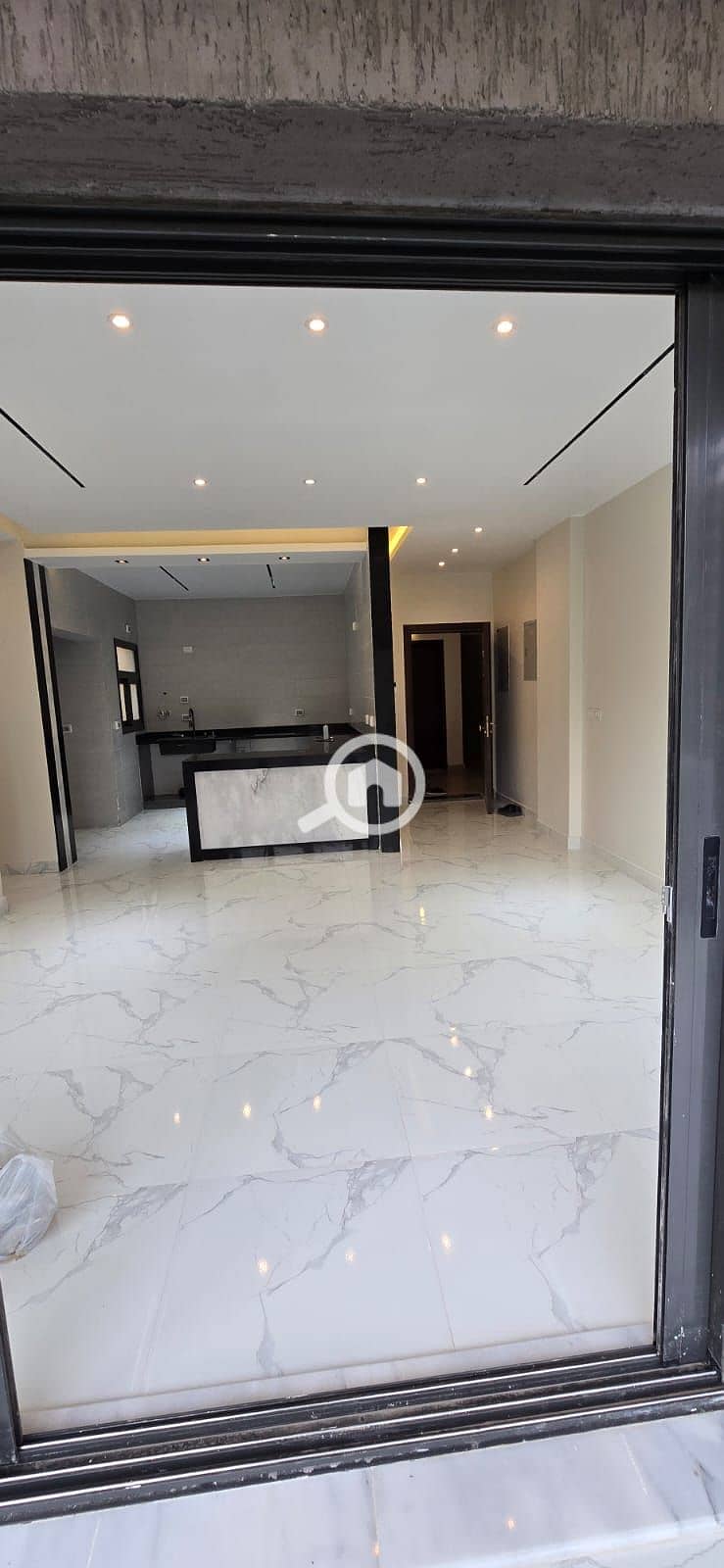 3 d5ca24d1-b317-4082-9dde-2fb208583577. jpg