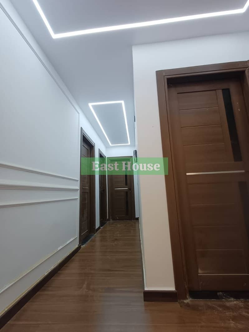 6 71ac6439-cbff-480e-a260-1468002f1e81. jpg