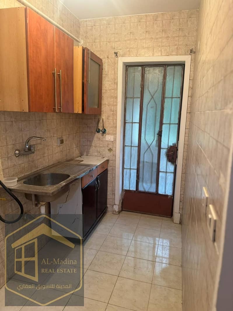 6 2007b759-108d-454f-8db1-7757ae24b93f. jpg