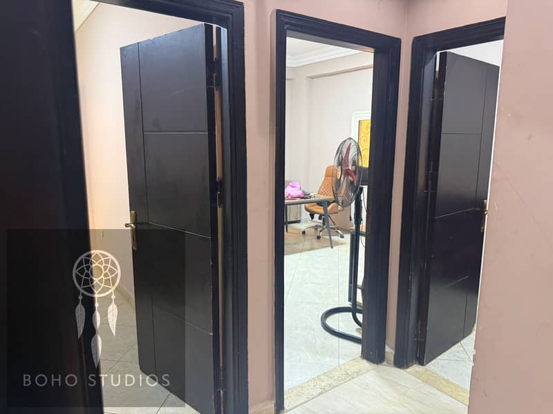 8 af5f2c97-0ee5-4417-b2a4-f57095f77d2f. jpg