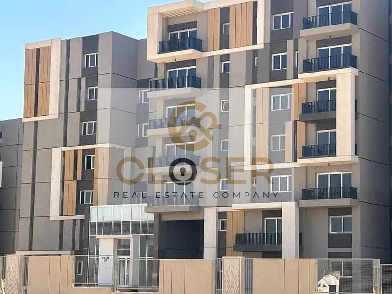 8 835e857d-cdec-443c-954f-464e83bc1a55. jpg