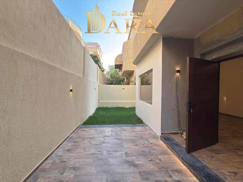 9 d1ecf137-2f96-4e16-bd39-5d518176648d. jpg