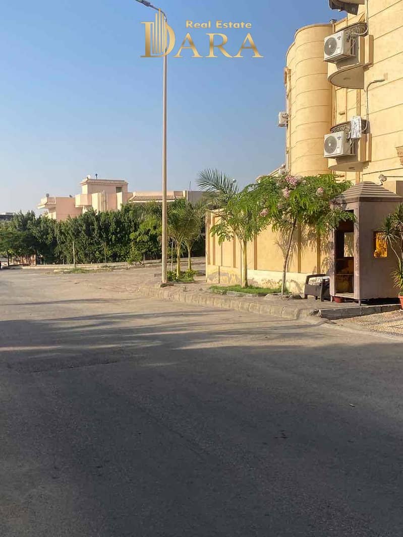 10 71047d44-307b-4aba-8cfc-67f085b7ff8a. jpg