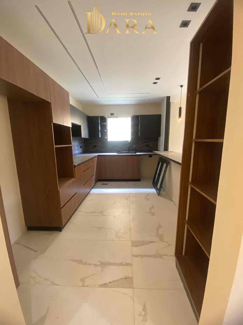 19 435F7651-6BB4-49C1-A553-1F4492089383. jpg