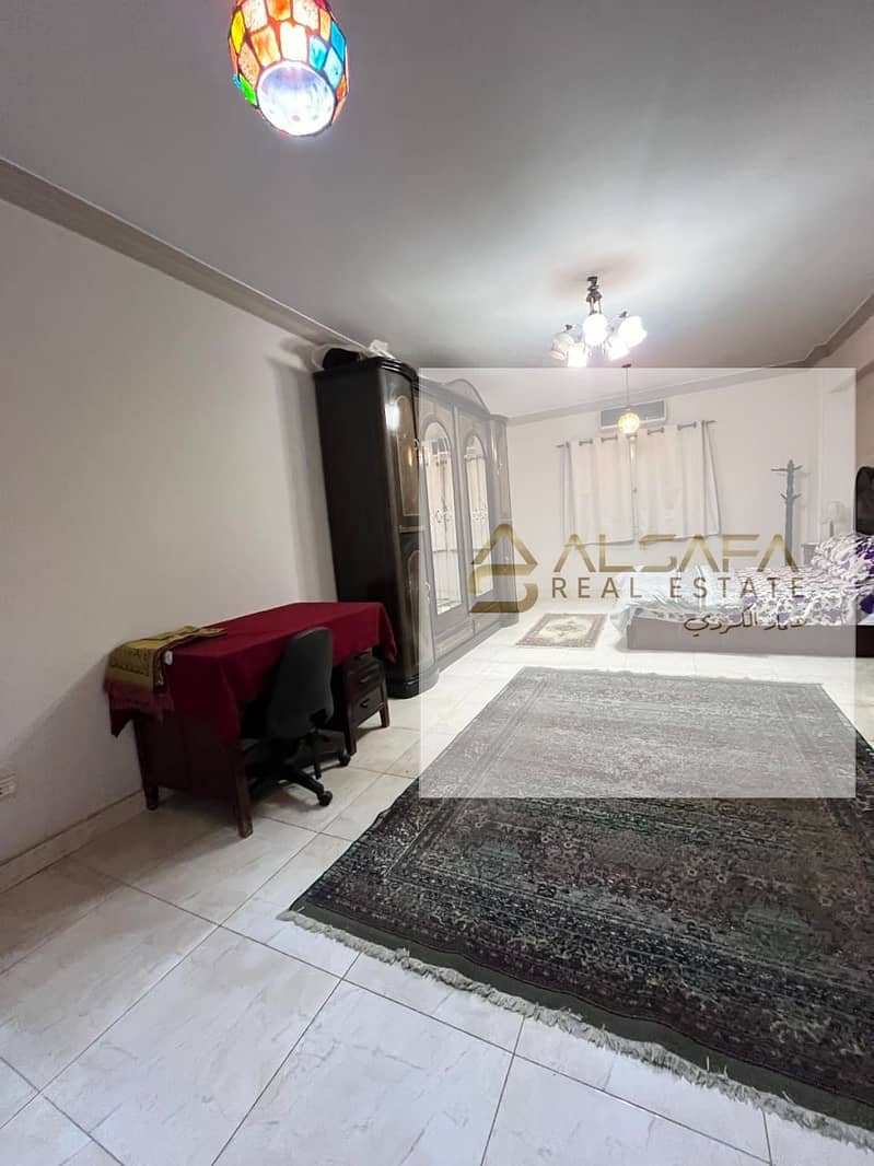 2 WhatsApp Image 2025-11-29 at 11.51. 40 AM (1). jpeg