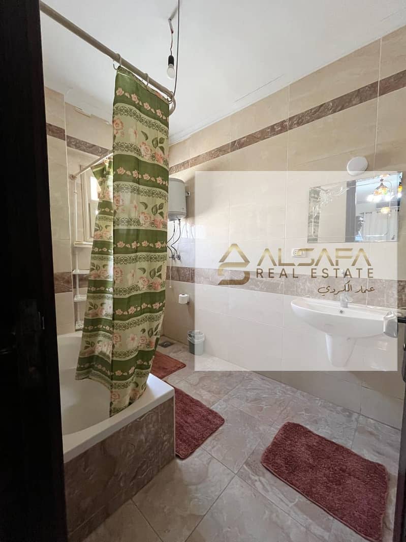 4 WhatsApp Image 2025-11-29 at 11.51. 41 AM (1). jpeg