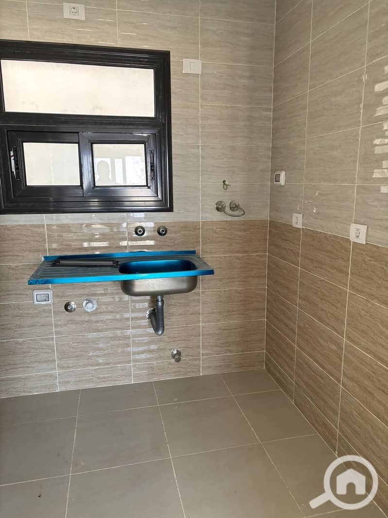 5 WhatsApp Image 2025-11-29 at 11.48. 02_01f8d630. jpg