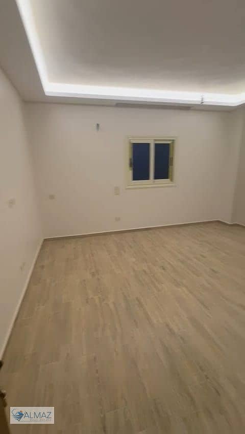 8 WhatsApp Image 2025-11-29 at 12.06. 21 PM (1). jpeg