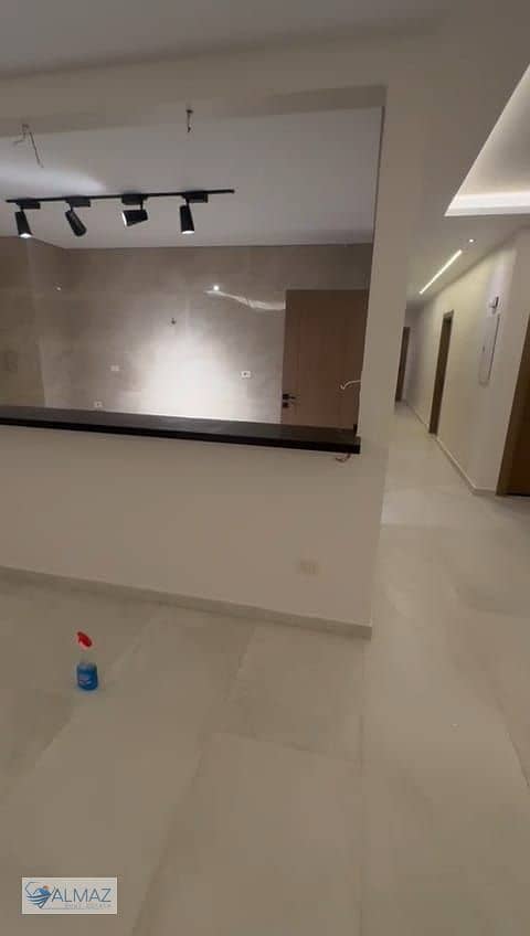 24 WhatsApp Image 2025-11-29 at 12.06. 24 PM (2). jpeg