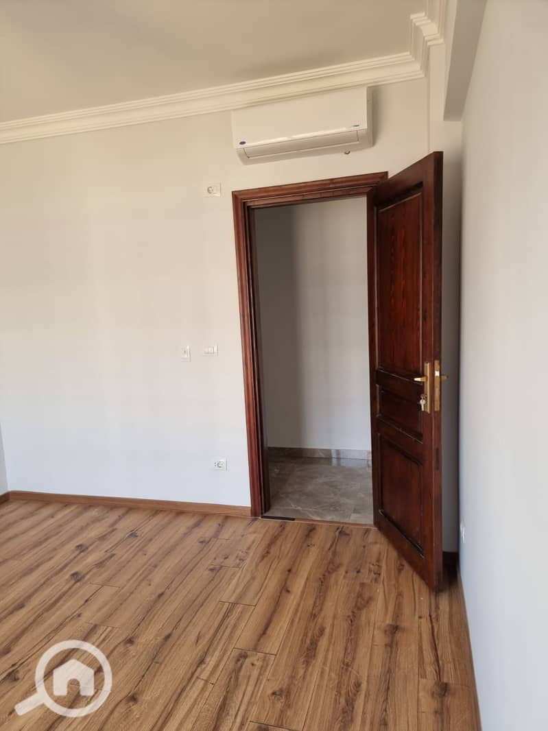 4 WhatsApp Image 2025-11-26 at 11.51. 37 AM. jpeg