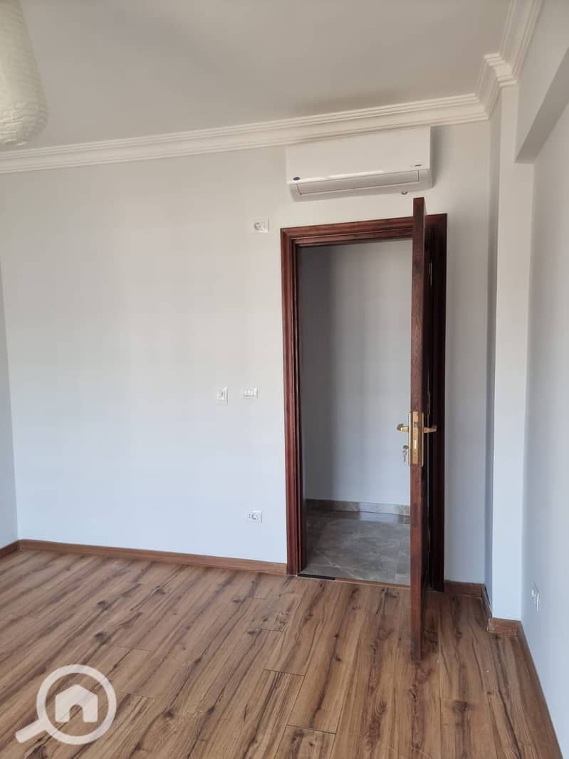 9 WhatsApp Image 2025-11-26 at 11.51. 36 AM (3). jpeg