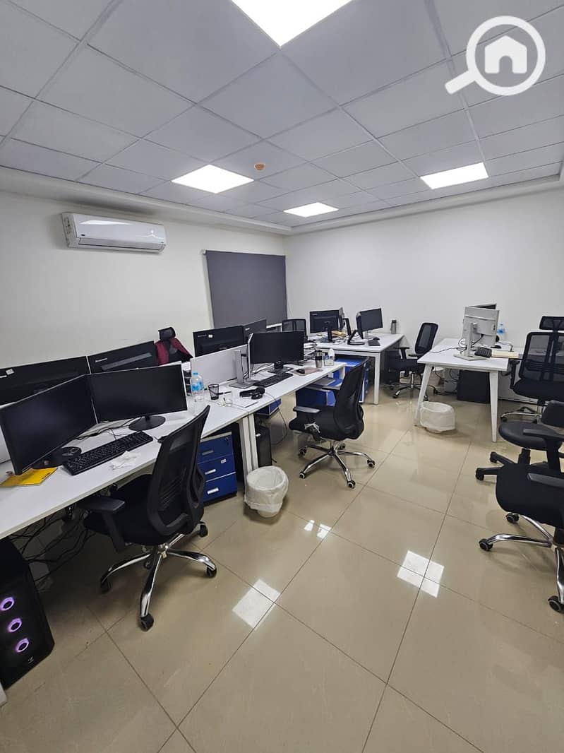 13 WhatsApp Image 2025-11-25 at 6.37. 35 PM (1). jpeg