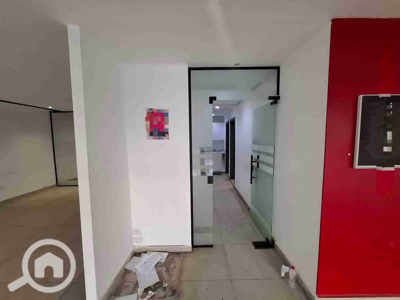 12 FB_IMG_1763421912877. jpg