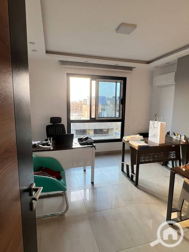 15 WhatsApp Image 2025-11-21 at 4.37. 29 PM. jpeg