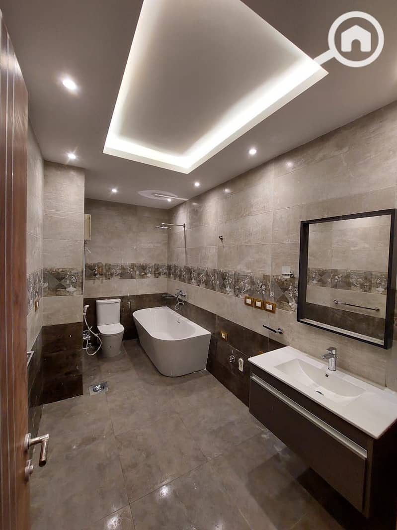 4 WhatsApp Image 2025-11-26 at 11.52. 24 AM. jpeg