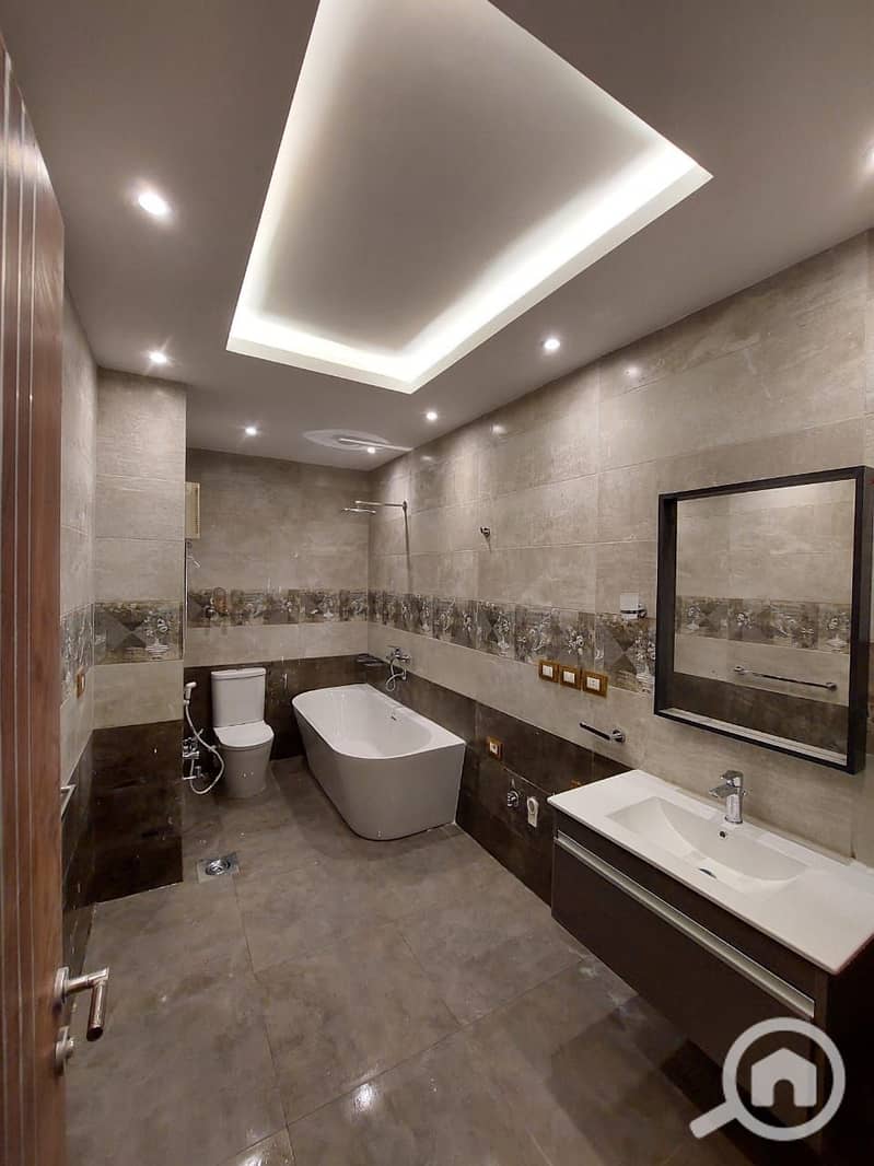 12 WhatsApp Image 2025-11-26 at 11.52. 16 AM. jpeg