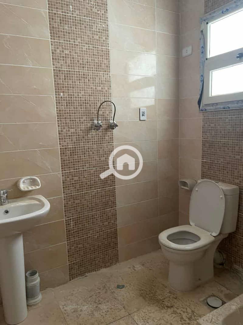 4 WhatsApp Image 2025-11-29 at 12.14. 30_0839c63f. jpg