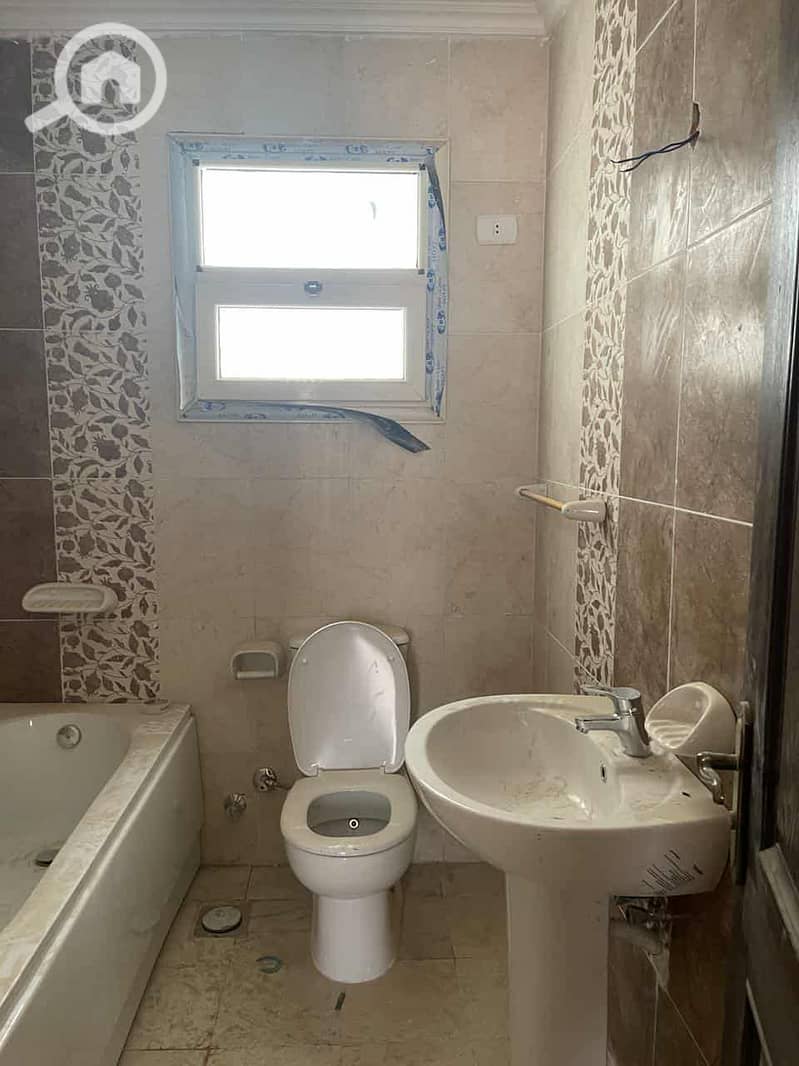 6 WhatsApp Image 2025-11-29 at 12.14. 30_2306f51d. jpg