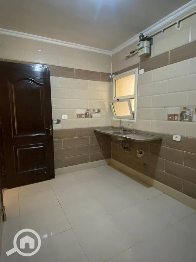 7 WhatsApp Image 2025-11-24 at 10.33. 21_e4b9ea05. jpg