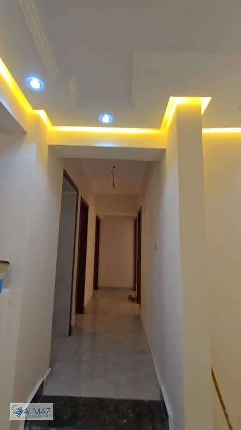 27 WhatsApp Image 2025-11-29 at 12.24. 06 PM (3). jpeg