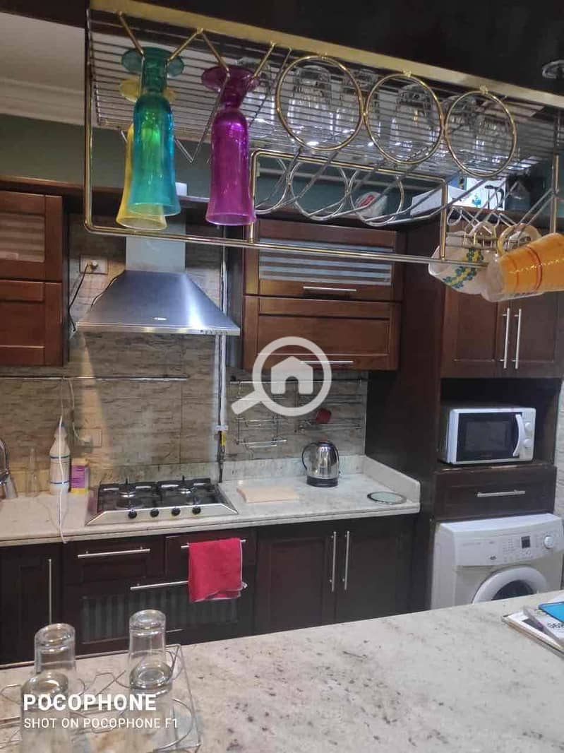 11 b7f307f6-776c-4476-bf8a-8a416b0bf171. jpg