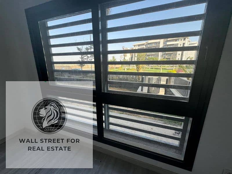 4 5aed0a81-5b68-4f73-8d0c-809b76c22f13. jpg