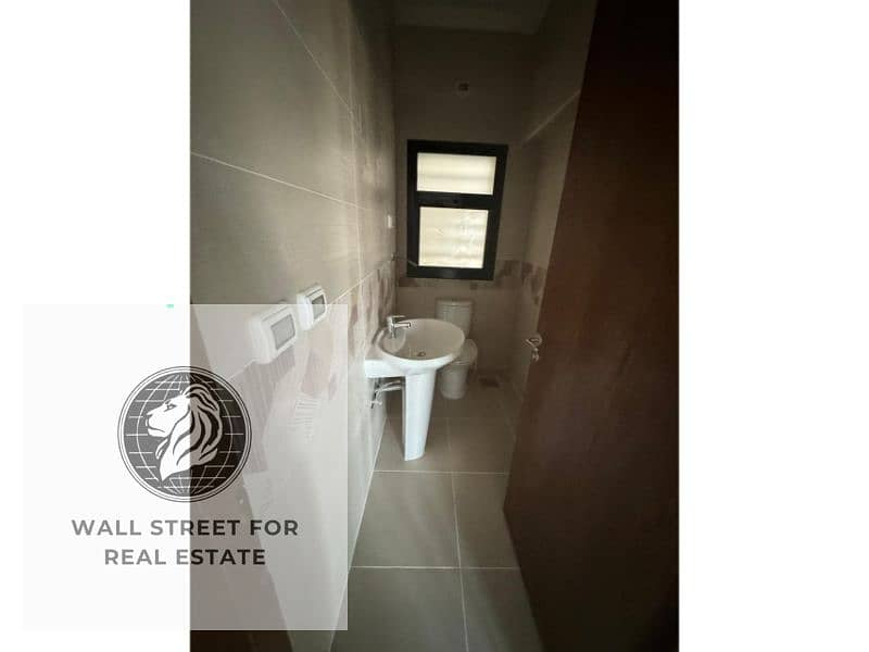 7 8abdaef6-b886-47a2-9e80-833e24ca0065. jpg