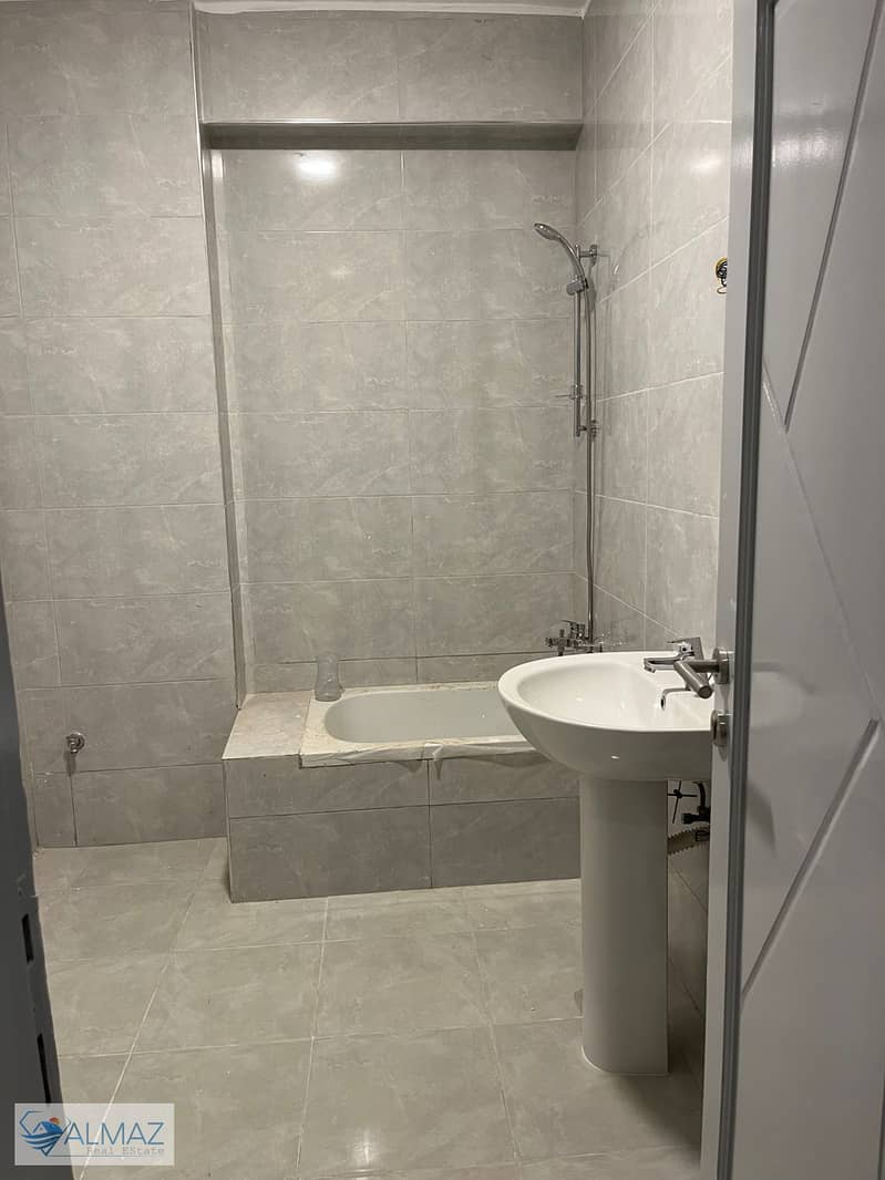 12 WhatsApp Image 2025-11-29 at 12.46. 41 PM (1). jpeg