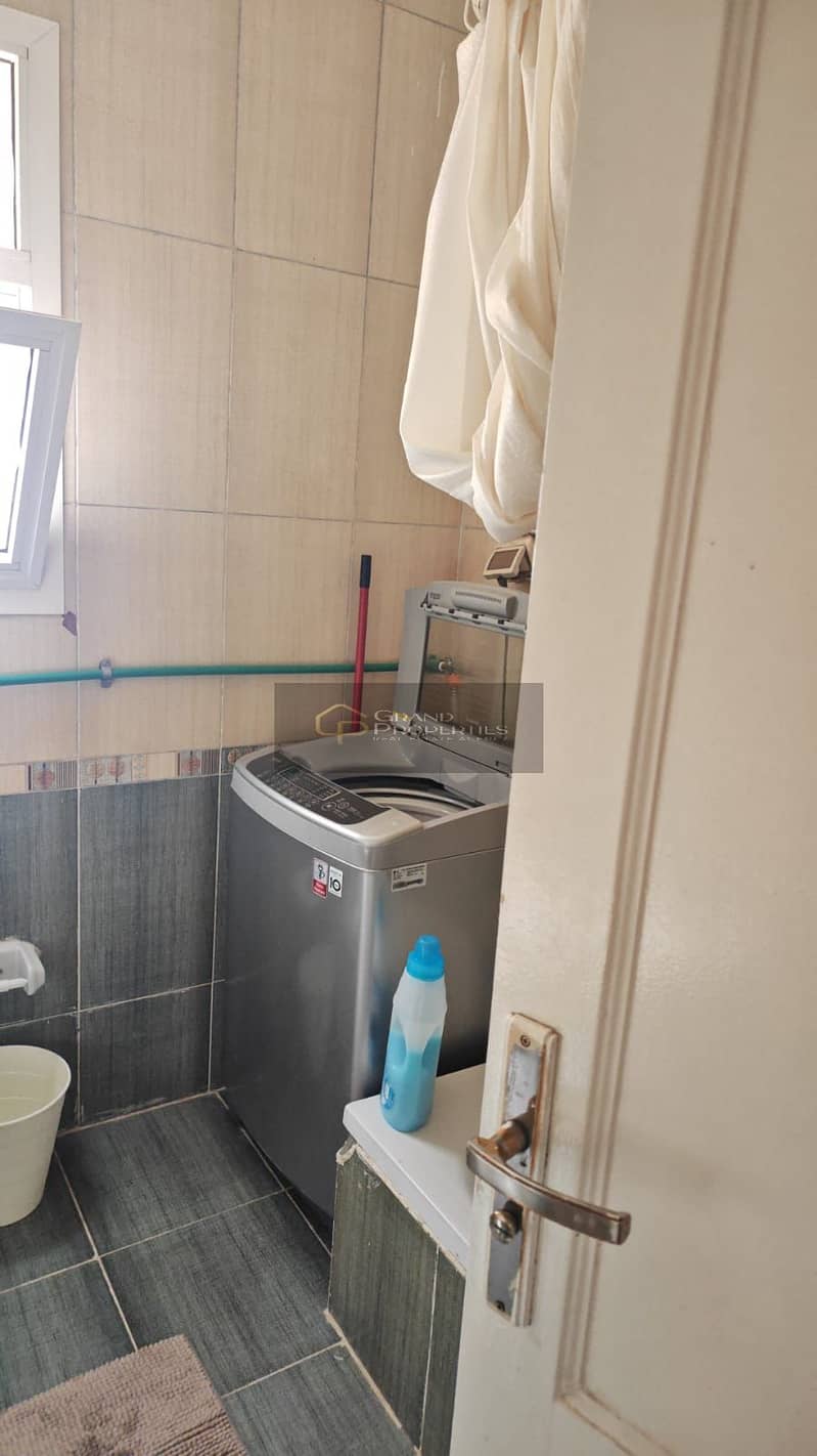 12 IMG-20251123-WA1129. jpg