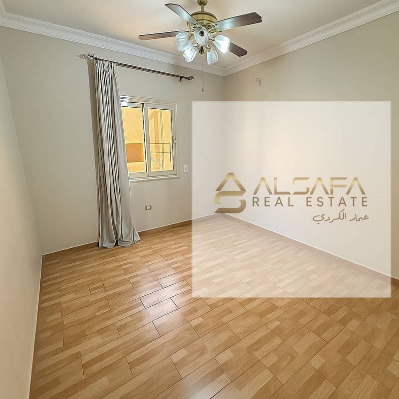 2 WhatsApp Image 2025-11-29 at 12.41. 31 PM. jpeg