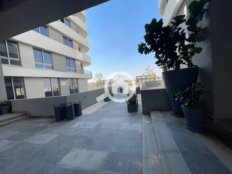 4 WhatsApp Image 2024-08-25 at 10.22. 26_195ca1d5. jpg