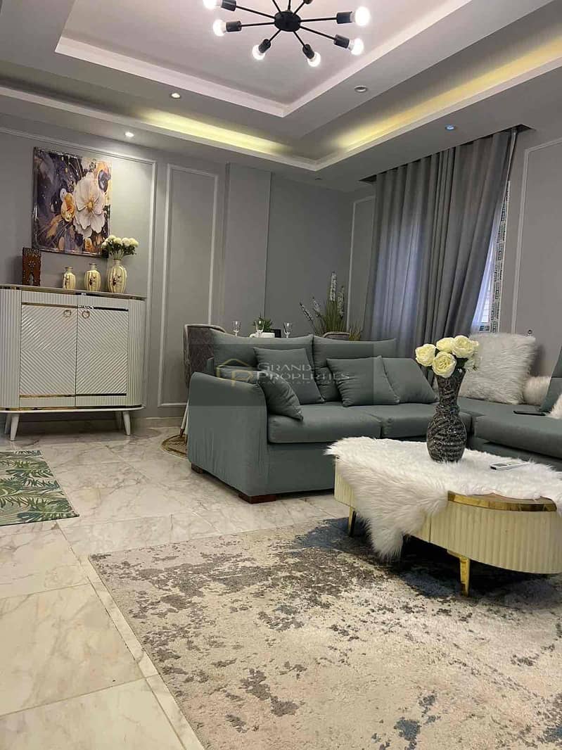 8 24551b8a-ff09-4746-a267-b767555a9d79. jpg