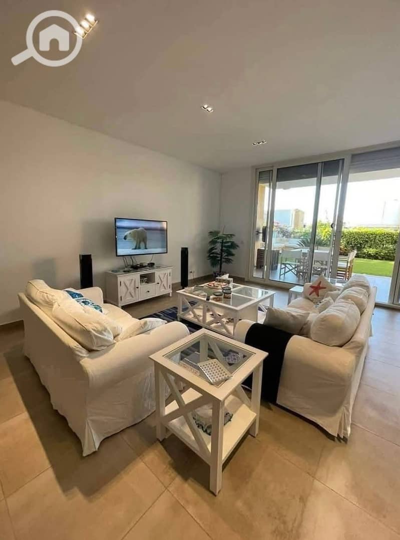 9 FB_IMG_1764015202228. jpg