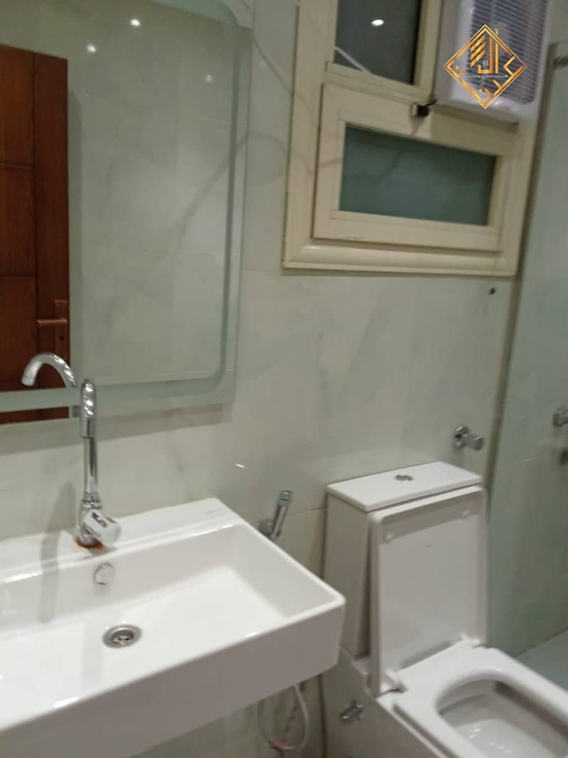 6 WhatsApp Image 2025-10-27 at 17.52. 09. jpeg