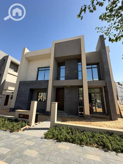 5 Bedroom Villa for Sale in New Cairo, Cairo - WhatsApp Image 2025-11-10 at 16.59. 49_37e35210. jpg