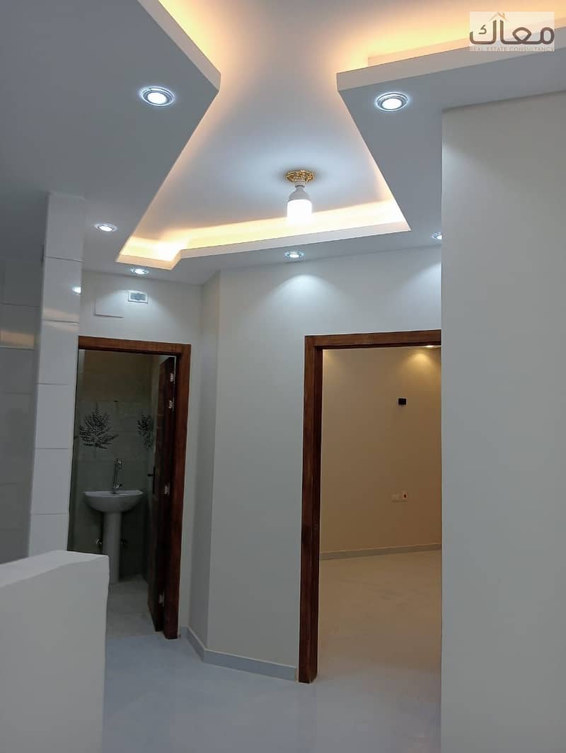 2 5c347110-2a22-45b9-953f-e9d12992e0e3. jpeg