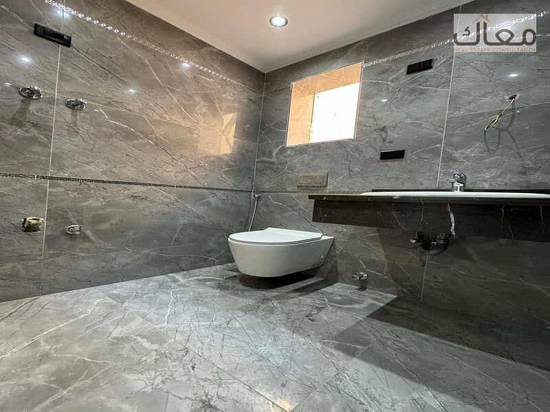 10 WhatsApp Image 2025-10-15 at 6.43. 53 PM. jpeg