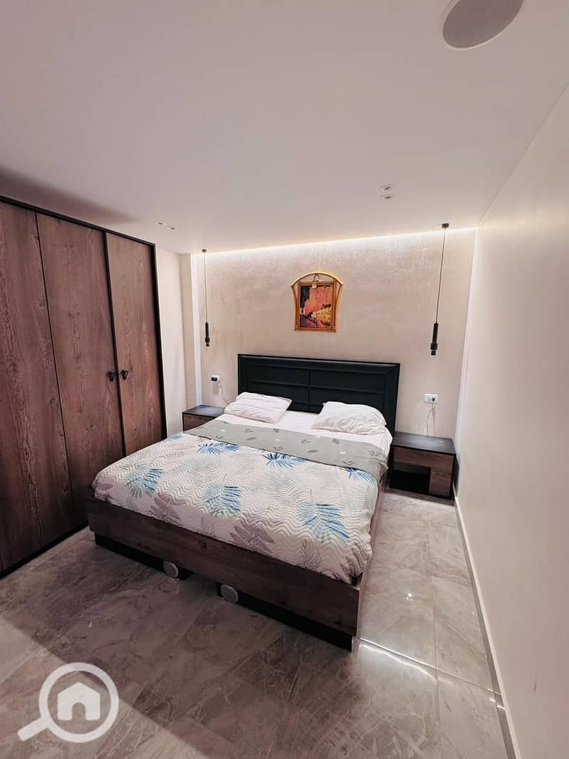 2 2d1fa306-2179-455d-913b-0cebe28e1b17. jpg